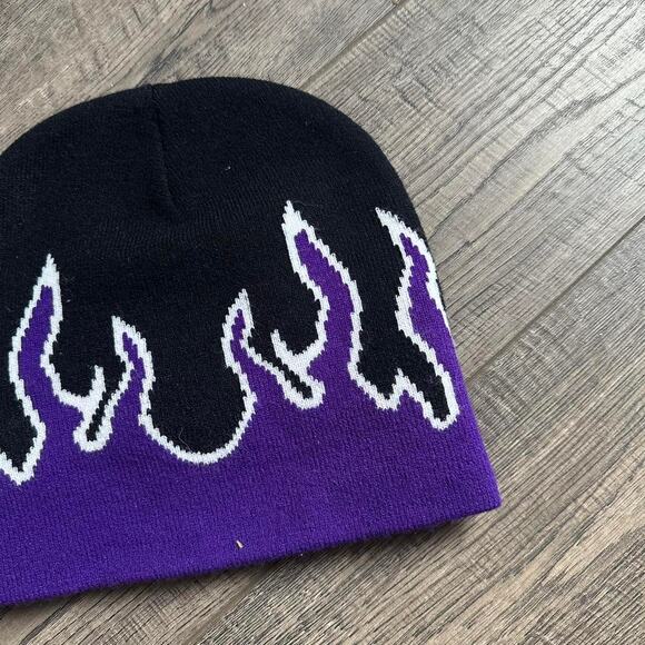 Y2K Black Purple Flame Fire Ski Beanie Winter Hat Skullcap - Picture 2 of 4